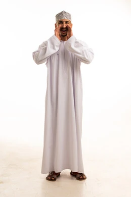 Omani Man in Traditional Dress Shouting in Studio