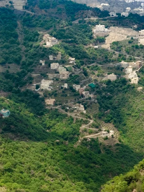 جبال فيفاء جازان السعودية والمدرجات الخضراء الطبيعية جبال فيفاء جازان السعودية والمدرجات الخضراء الطبيعية