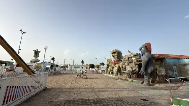 قرية الدولفين بالدمام مدينة الملاهي والمعالم الترفيهية
