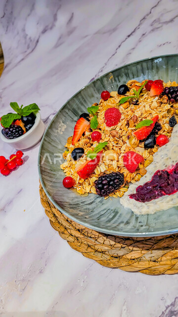 Picture of a plate of delicious and healthy breakfast, Arabic breakfast, delicious food recipes and dishes, healthy food, Ramadan suhoor, useful and healthy dish, healthy food, delicious breakfast