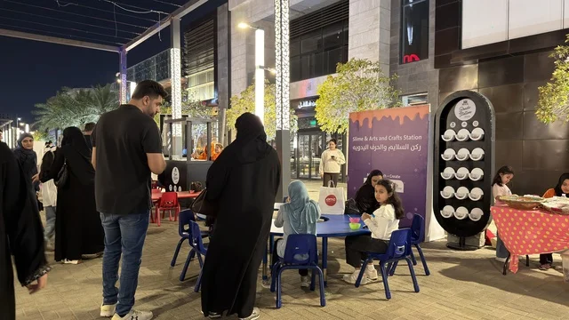 فعالية فنون وحرف للأطفال في أجدان ووك الخبر ليلاً
