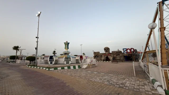 Dolphin Village Dammam Amusement Park Outdoor Rides