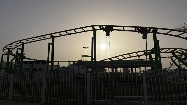 جلسات خارجية في قرية الدولفين بالدمام على البحر