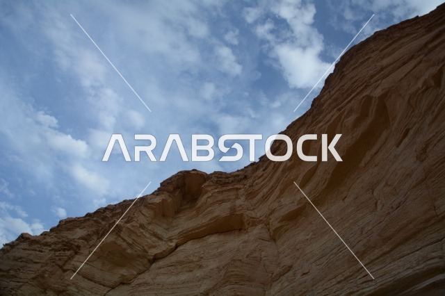 مسار الجمال الممر الجبلي والتكوينات الصخرية