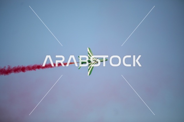 طائرة الصقور السعودية في عرض جوي لليوم الوطني