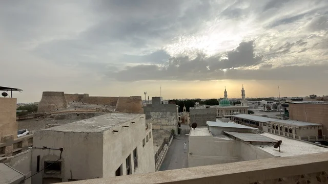 قلعة تاروت التاريخية بالقطيف وقت الغروب