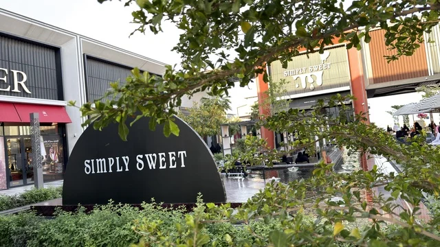 Simply Sweet Shop at Seafront Qatif Saudi Arabia