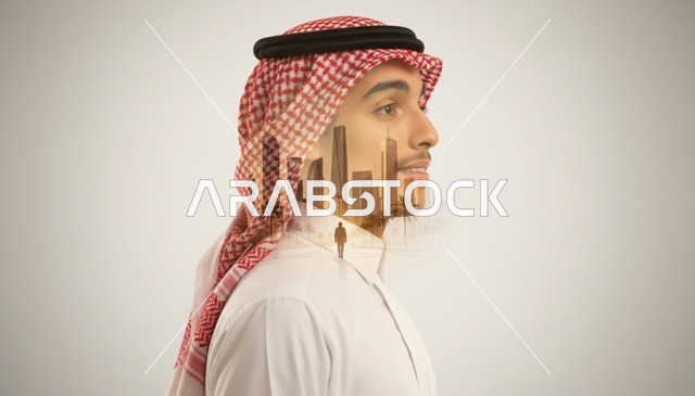 رجل سعودي بتعريض مزدوج مع أفق مدينة حديثة
