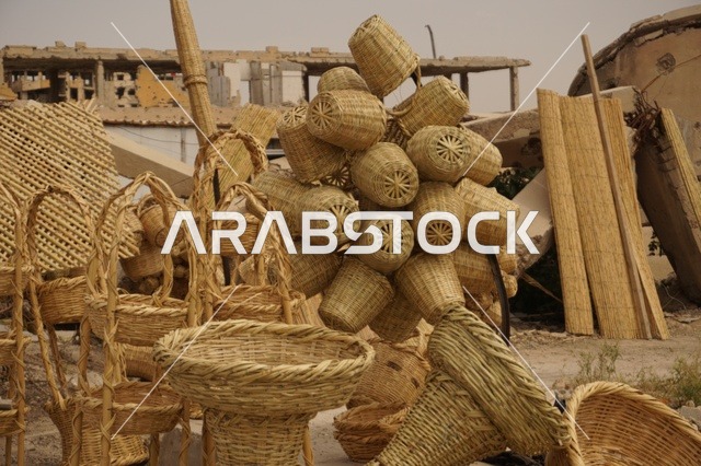 سلال الخوص ومنتجات سعف النخيل التقليدية في القصيم