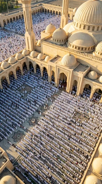 Aerial View of Grand Mosque Kuwait Eid al-Adha Prayer