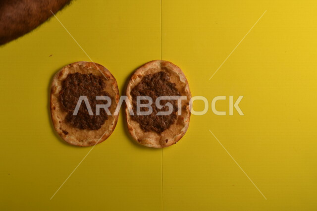 فطيرة اللحمة اللذيذة، وجبة فطور عربية، وصفات طعام شرقية، الفطائر اللذيذة، مأكولات صحية، المعجنات والمخبوزات، مطاعم عربية خليجية سعودية