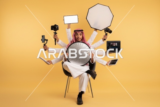 Saudi Content Creator Multitasking with Multimedia Tools