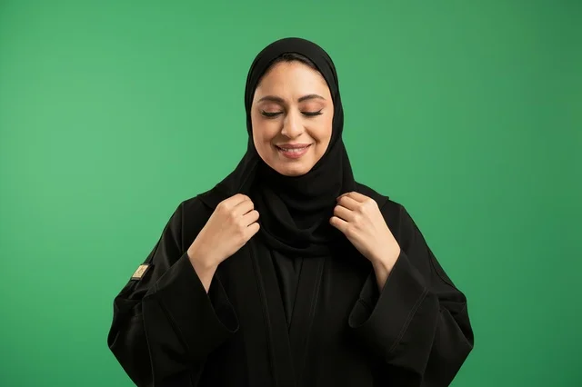 Emirati Woman in Black Abaya on Green Screen
