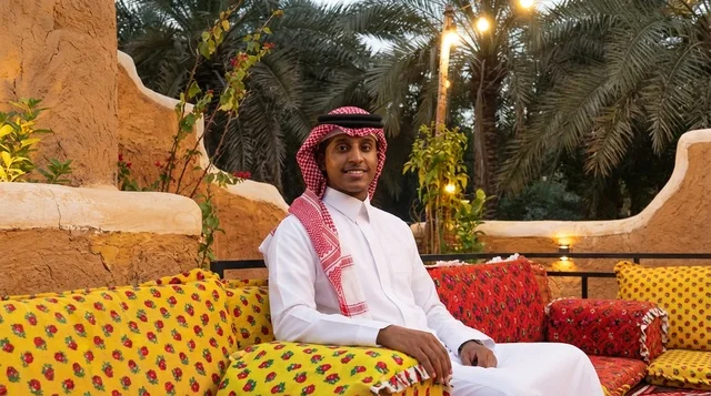 Saudi Man in Traditional Thobe and Shemagh at Night