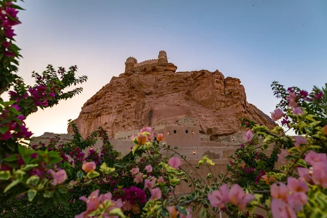قلعة زعبل في سكاكا الجوف السعودية وقت الغروب