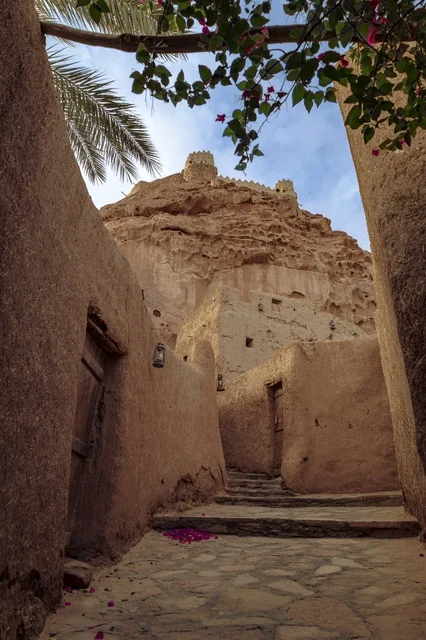 قلعة زعبل سكاكا الجوف العمارة التاريخية التراثية