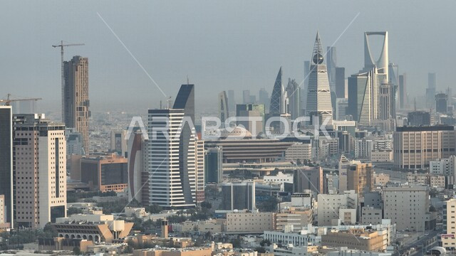 الابراج وناطحات السحاب في مدينة الرياض بالمملكة العربية السعودية، الهندسة المعمارية المميزة في الرياض، معالم الرياض المشهورة، الفن الهندسي المعماري، السياحة في السعودية