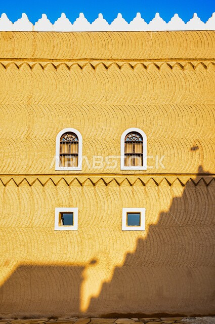 صورة ابداعية للمباني التريخية بالدرعية في مدينة الرياض بالمملكة العربية السعودية، بيوت تاريخية، الفن الهندسي المعماري القديم، معالم الرياض الاثرية، السياحة في السعودية