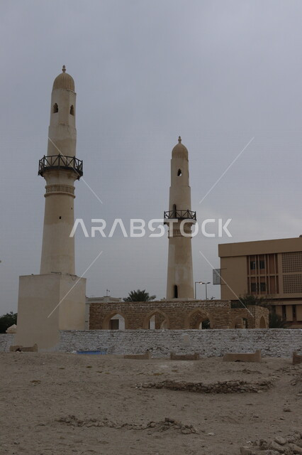Al-Khamis Mosque in the Kingdom of Bahrain, religious landmarks in Bahrain, Islamism and worship, the minaret of the mosque, the sound of the call to prayer