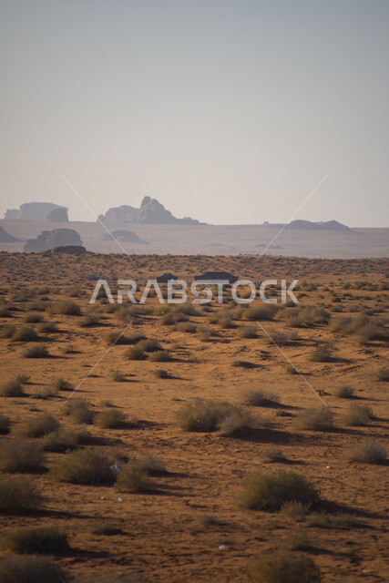 صورة ابداعية لتضاريس مدينة تبوك في المملكة العربية السعودية، معالم تبوك، الطبيعة الصحراوية في السعودية، الجبال والكثبان الرملية، الطبيعة الصحراوية، السياحة في السعودية