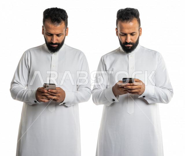 بورتريه لرجلان توأم عربيان خليجيان سعوديان يستخدمان الهاتف المحمول ، استخدام البرامج والتطبيقات الالكترونية ، التسوق الالكتروني ، التواصل الاجتماعي، تصفح المواقع الالكترونية ، ادمان الانترنت 