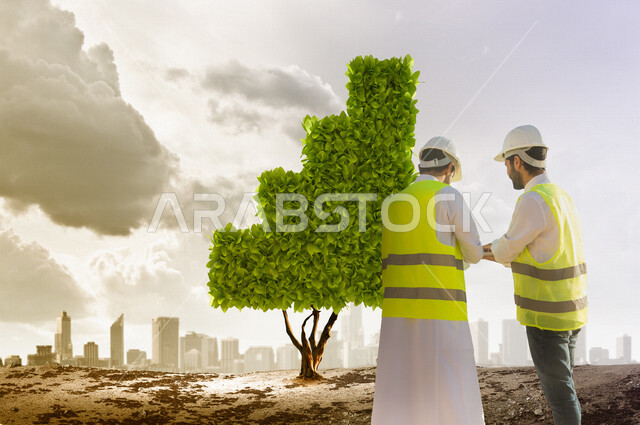 مهندسان معماريان سعوديان خليجيان يناقشان مخطط لمشروع البناء، إرتداء سترة الحماية الخاصة بالعمل، الإشراف والنقاش لمشاريع قيد الانشاء، مفهوم الهندسة المعمارية، متابعة العمل والإشراف على المشاريع، إعطاء أوامر خاصة بالعمل، مهن ووظائف هندسية، ادارة المشاريع