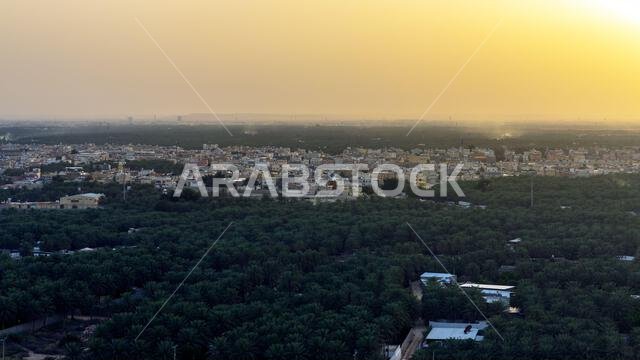 مناظر خلابة من ممر جسر الشعبة المعلق في الأحساء، المنطقة الشرقية بالقرب من الهفوف، المملكة العربية السعودية.