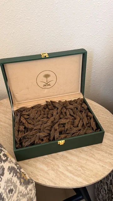 Premium Oud Agarwood Incense in Saudi Gift Box