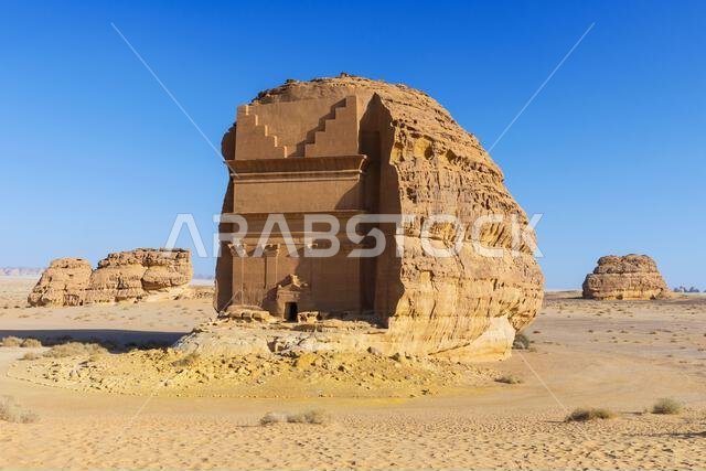 قصر الفريد (ضريح لهيان بن كوزا) من القرن الأول الميلادي، وهو ضريح نبطي ضخم يقع في مدينة الحجر القديمة بالمملكة العربية السعودية