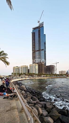 برجا سمو التوأمان الحديثان قيد الإنشاء على واجهة كورنيش جدة الجديد، المملكة العربية السعودية برجا سمو التوأمان الحديثان قيد الإنشاء على واجهة كورنيش جدة الجديد، المملكة العربية السعودية