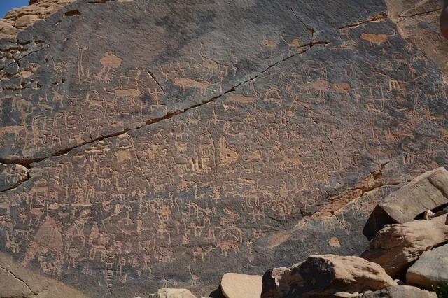 Ancient Rock Inscriptions in Saudi Arabian Desert Ancient Rock Inscriptions in Saudi Arabian Desert