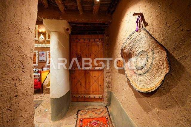 ترميم الجزء الداخلي التقليدي من الطوب اللبن لمنزل إبراهيم بن صالح العيسى في أشيقر، المملكة العربية السعودية