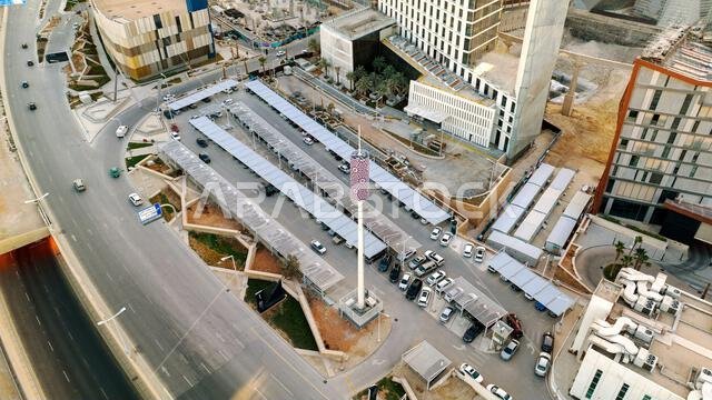 مبانٍ حديثة في مركز الملك عبد الله المالي (KAFD)، الرياض، المملكة العربية السعودية.