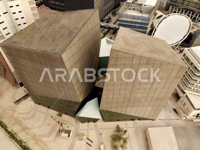 مبانٍ حديثة في مركز الملك عبد الله المالي (KAFD)، الرياض، المملكة العربية السعودية.
