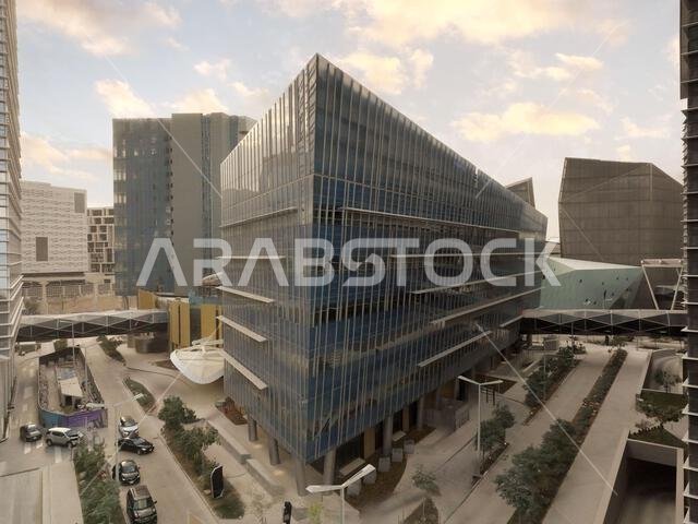 مبانٍ حديثة في مركز الملك عبد الله المالي (KAFD)، الرياض، المملكة العربية السعودية.
