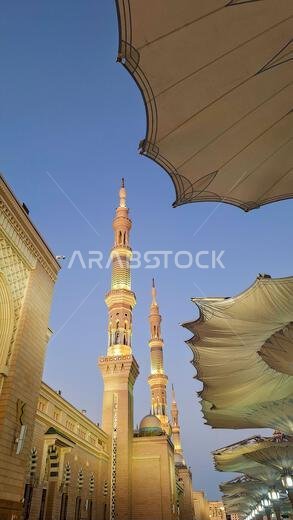 المدينة المنورة، المملكة العربية السعودية - 7 مارس 2024: التصميم المعماري الخارجي للمسجد النبوي المدينة المنورة، المملكة العربية السعودية - 7 مارس 2024: التصميم المعماري الخارجي للمسجد النبوي