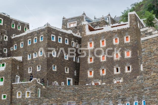 A wonderful photo of the buildings of the city of Rijal Al-Ma',which is characterized by a historical character, in the same way as historical houses