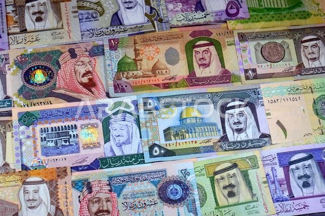 تاريخ العملات الورقية للريال السعودي (SAR)، من مختلف العصور والقيم، بدءًا من العملات القديمة ذات الطابع الكلاسيكي في عهد الملك فهد وحتى عهد الملك. تاريخ العملات الورقية للريال السعودي (SAR)، من مختلف العصور والقيم، بدءًا من العملات القديمة ذات الطابع الكلاسيكي في عهد الملك فهد وحتى عهد الملك.