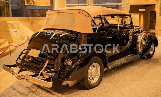 Pierce Arrow 840A at Al Murabba Historical Palace in Riyadh, Saudi Arabia Pierce Arrow 840A at Al Murabba Historical Palace in Riyadh, Saudi Arabia