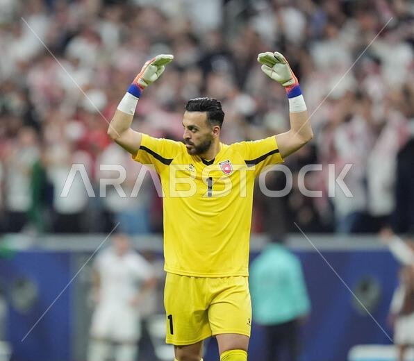 الدوحة، قطر. 15 ديسمبر 2025: لاعبو المنتخب الأردني لكرة القدم خلال مباراة نصف النهائي ضد المنتخب السعودي على ملعب البيت ضمن منافسات كأس العالم لكرة القدم في الدوحة، قطر، بتاريخ 15 ديسمبر 2025. حقوق الصورة: رانجيث كومار/ألامي لايف نيوز