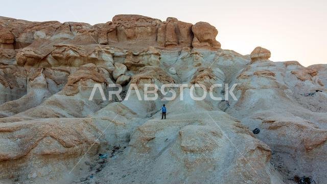 جبل القره في واحة الأحساء، أحد مواقع التراث العالمي لليونسكو، الهفوف، المملكة العربية السعودية