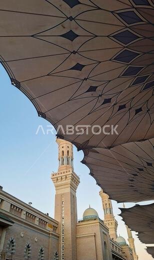 المدينة المنورة، المملكة العربية السعودية - 7 مارس 2024: التصميم المعماري الخارجي للمسجد النبوي المدينة المنورة، المملكة العربية السعودية - 7 مارس 2024: التصميم المعماري الخارجي للمسجد النبوي