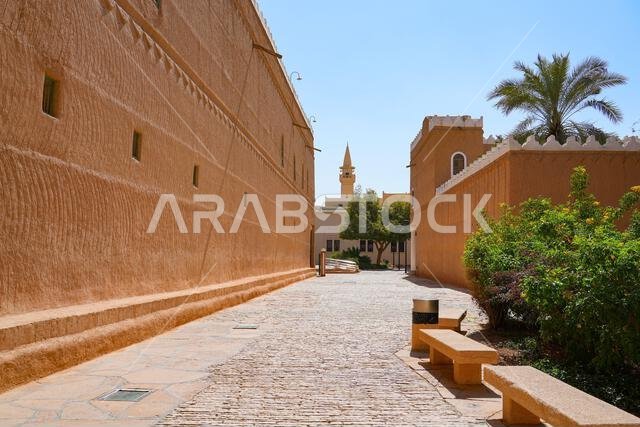 العمارة النجدية التقليدية لقصر المربع التاريخي في الرياض، المملكة العربية السعودية