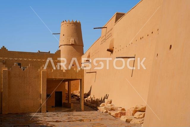 قلعة المصمك التاريخية في قلب الرياض، المملكة العربية السعودية قلعة المصمك التاريخية في قلب الرياض، المملكة العربية السعودية
