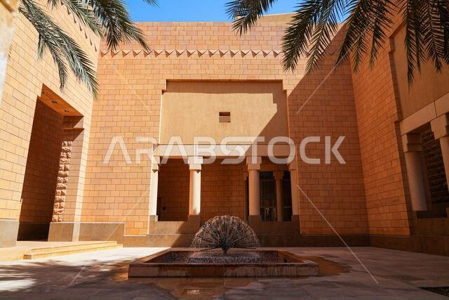 العمارة النجدية التقليدية لقصر المربع التاريخي في الرياض، المملكة العربية السعودية