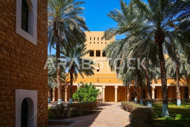 العمارة النجدية التقليدية لقصر المربع التاريخي في الرياض، المملكة العربية السعودية