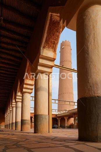 The historic Old Mosque and its traditional mud brick minaret in Shaqra, Saudi Arabia