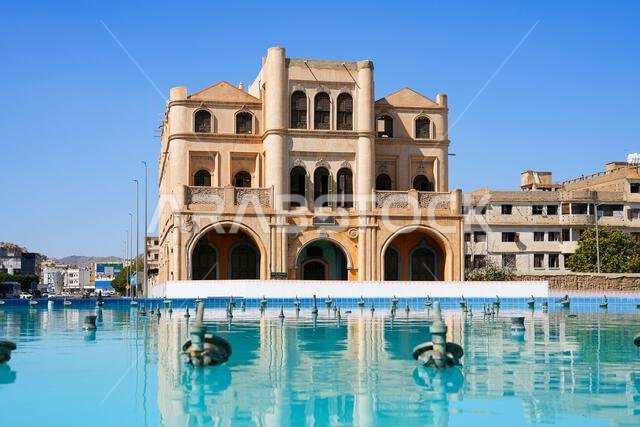 قصر كاكي التاريخي ذو الطراز المعماري الحجري الحجازي التقليدي في الطائف، المملكة العربية السعودية قصر كاكي التاريخي ذو الطراز المعماري الحجري الحجازي التقليدي في الطائف، المملكة العربية السعودية