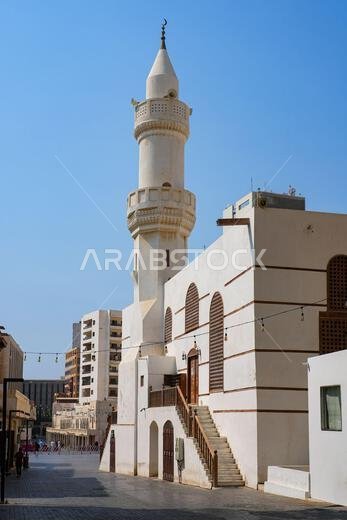 The historic Al Ma'amar Mosque with traditional Hijazi architecture in Al-Balad, the Old Town of Jeddah, Saudi Arabia