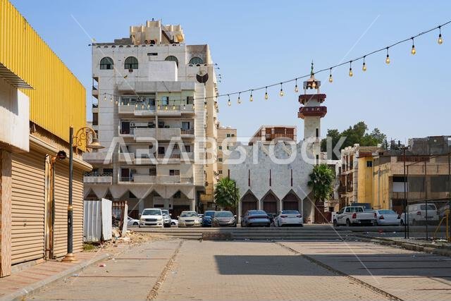 Historic mosque and minaret in Al-Balad, the Old Town of Jeddah, Saudi Arabia